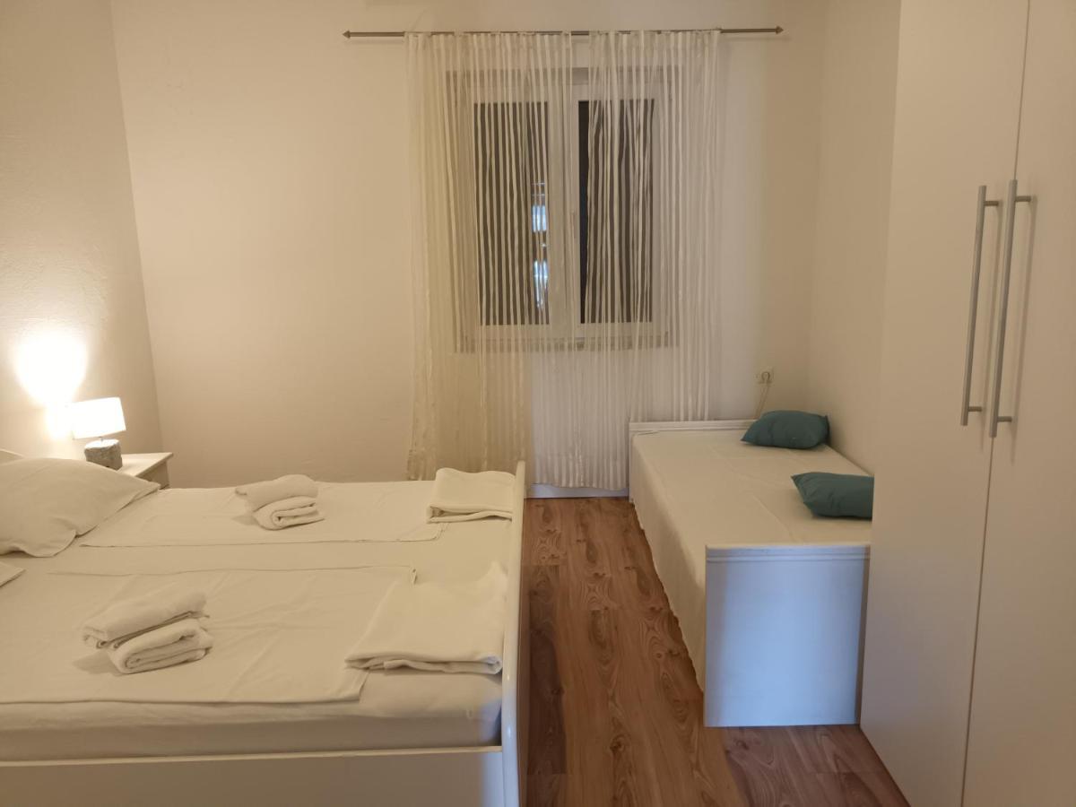 Apartments Verica パグ エクステリア 写真