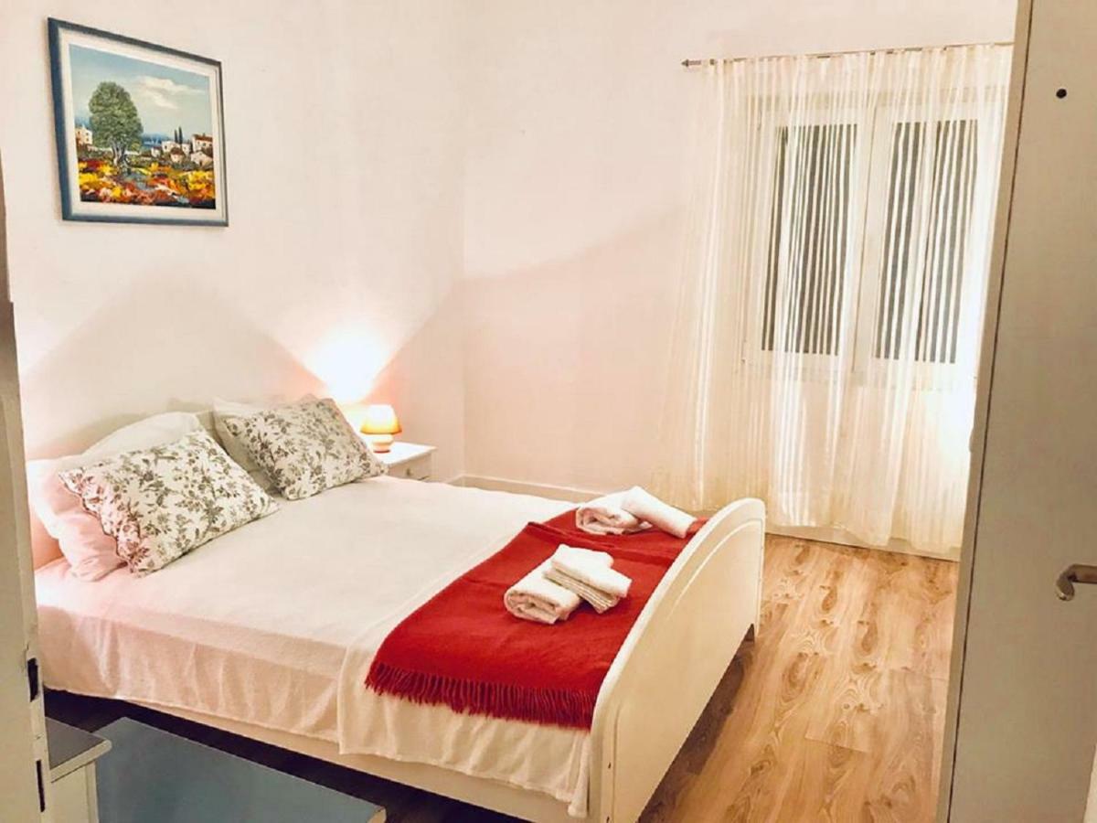 Apartments Verica パグ エクステリア 写真